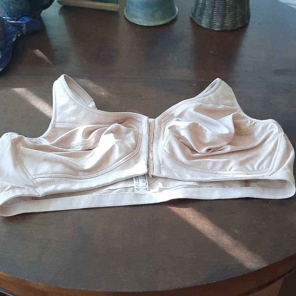 Womens bra